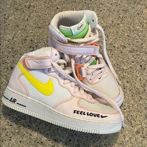 Women’s 8 Nike Air Force 1 Mid Feel Love White Pink Yellow FD0869-100